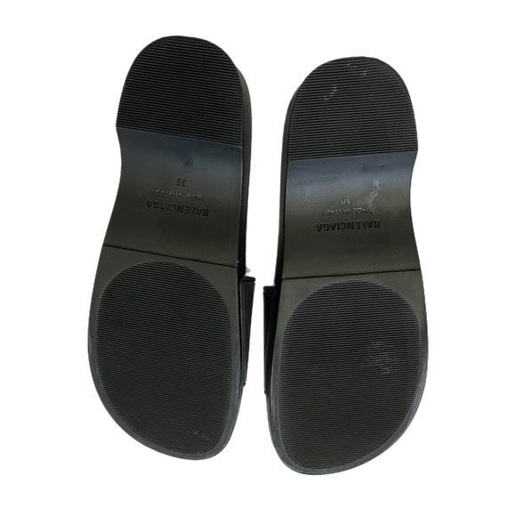 Balenciaga - Picture 2 of 4